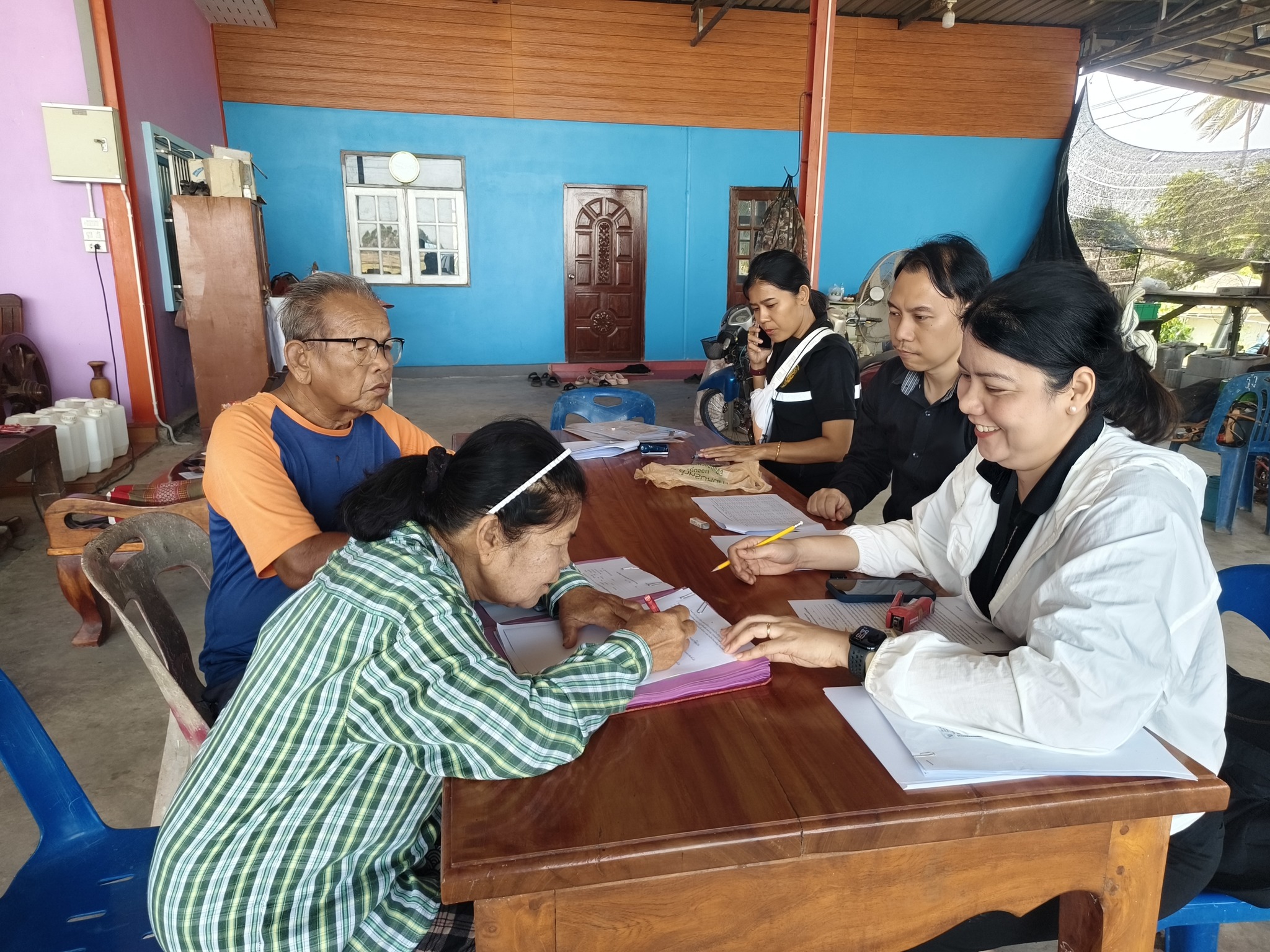 title - ส.ป.ก.นครปฐมลงพื้นที่ให้บริการเกษตรกรในการจัดทำคำขอกู้ สนับสนุนสินเชื่อเงินกองทุนการปฏิรูปที่ดินเพื่อเกษตรกรรมและด้านการจัดเก็บและให้สินเชื่อเงินกองทุนการปฏิรูปที่ดินเพื่อเกษตรกรรม ปีงบประมาณ พ.ศ. 2569